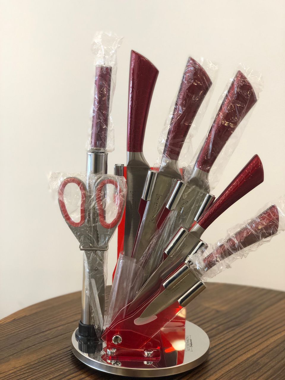 Knife set 8pcs including red or black acrylic stand