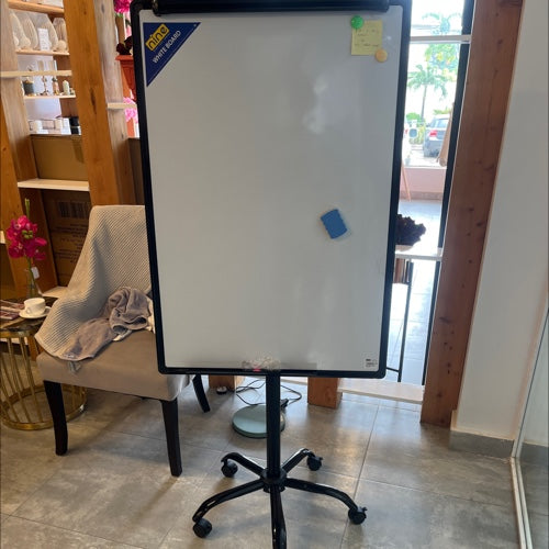 Y555 WHITEBOARD 100*70CM - 19NINE019